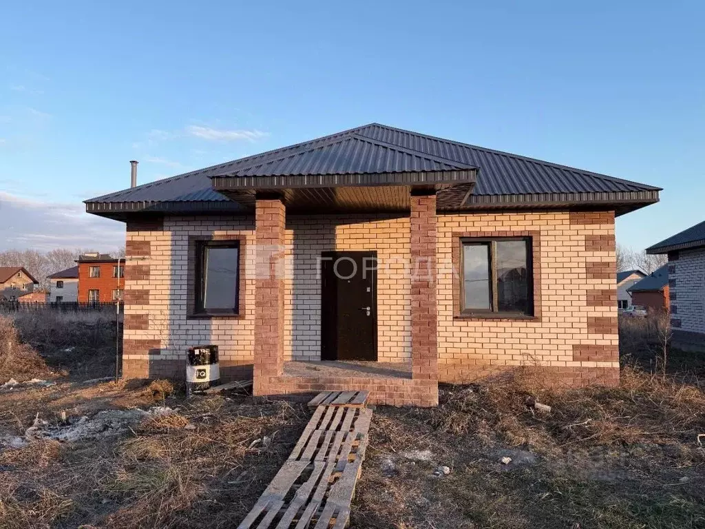 Дом в Алтайский край, Барнаул городской округ, пос. Центральный ул. ... - Фото 1