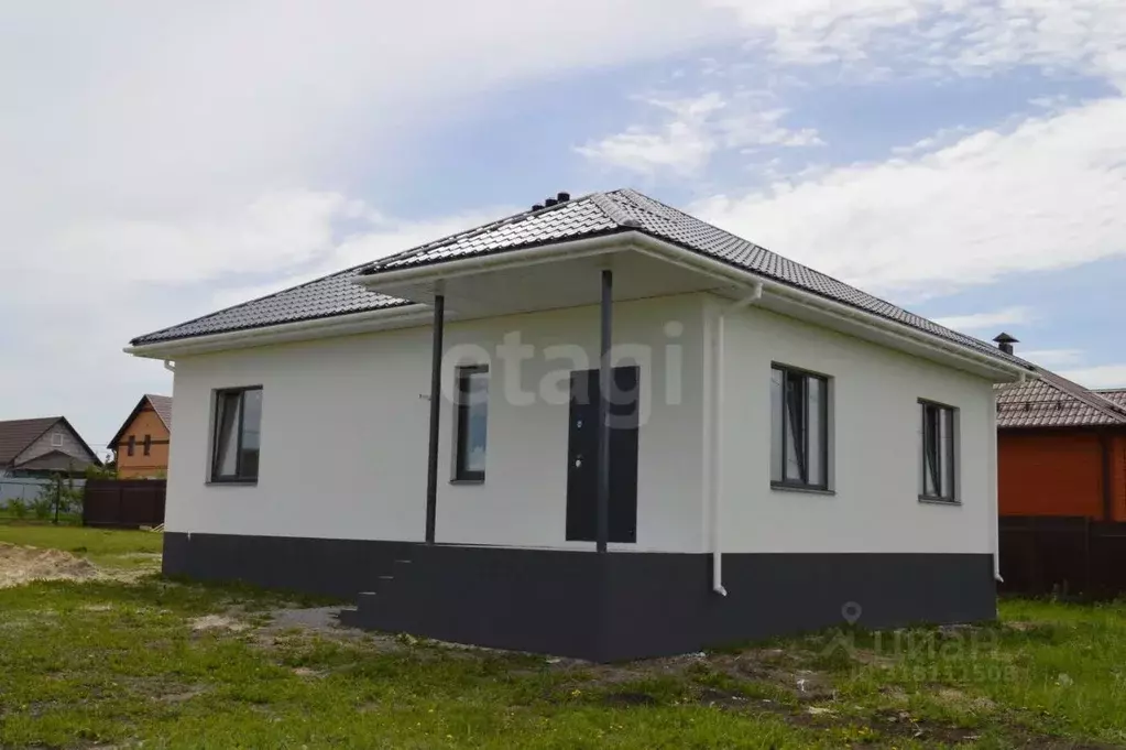 Дом в Белгородская область, Белгородский район, с. Стрелецкое ул. ... - Фото 0
