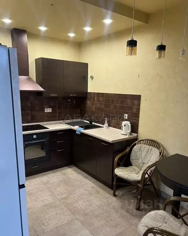 Студия Красноярский край, Красноярск ул. Декабристов, 1г (51.0 м) - Фото 1