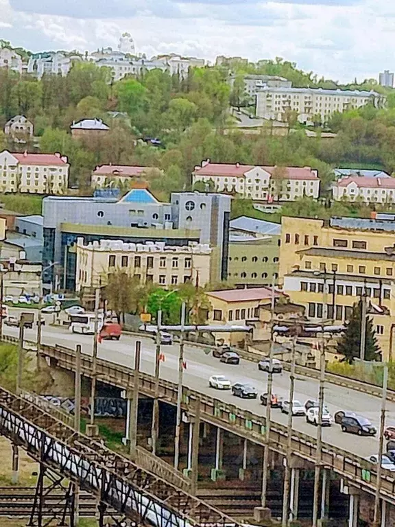 3-к кв. Смоленская область, Смоленск ул. 12 лет Октября, 2А (70.0 м) - Фото 0