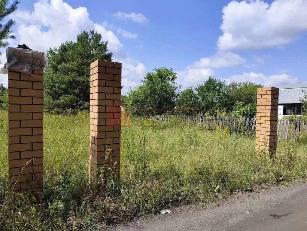 Участок в Белгородская область, Старооскольский городской округ, с. ... - Фото 0