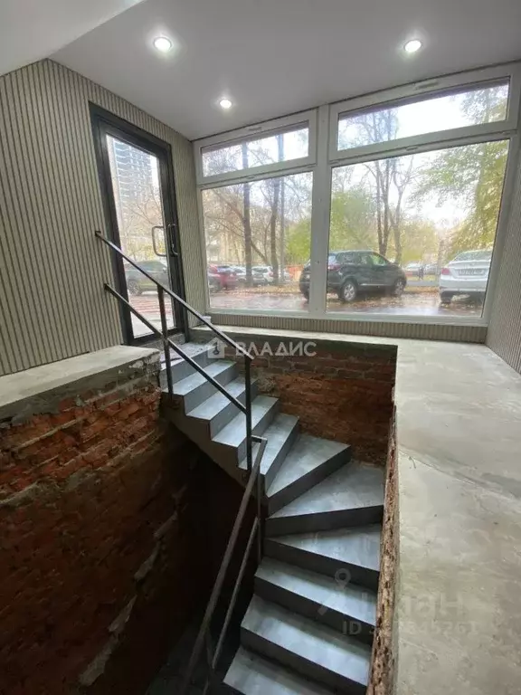 Помещение свободного назначения в Москва ул. Сергея Эйзенштейна, 6 (72 ... - Фото 1