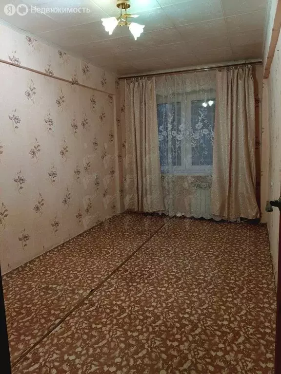 3-комнатная квартира: Астрахань, Красноармейская улица, 29А (59.8 м) - Фото 1
