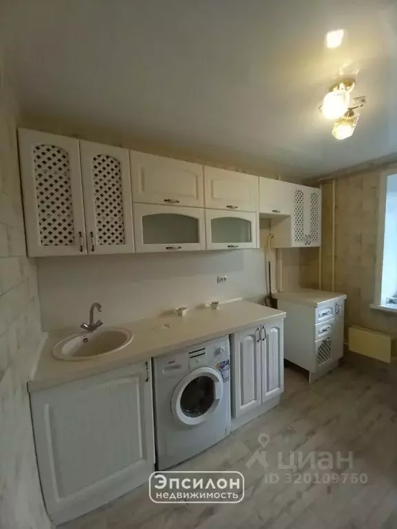 2-к кв. Курская область, Курск ул. Островского, 8 (48.5 м) - Фото 0