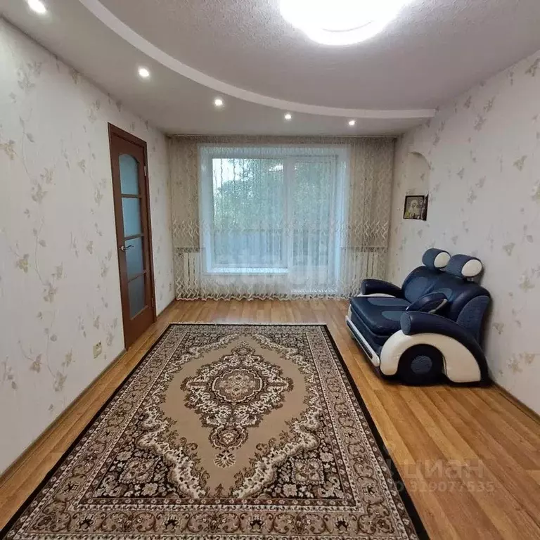 3-к кв. Кемеровская область, Анжеро-Судженск ул. Ленина, 24 (72.1 м) - Фото 0