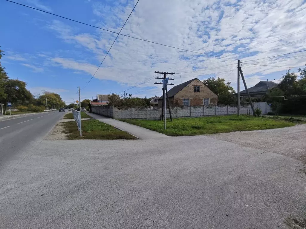 Дом в Крым, Нижнегорский пгт ул. Дружбы, 27 (91 м) - Фото 1