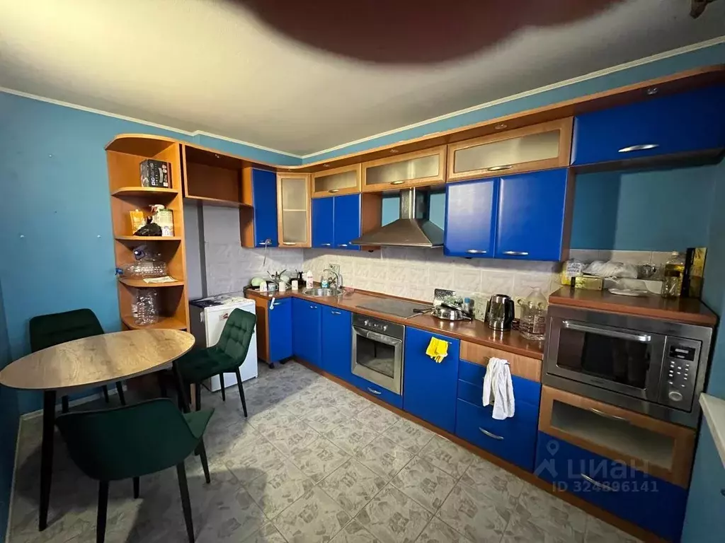 3-к кв. Свердловская область, Екатеринбург ул. Крестинского, 37к1 ... - Фото 1