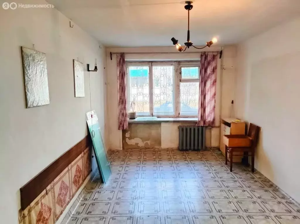 3-комнатная квартира: Комсомольск-на-Амуре, проспект Первостроителей, ... - Фото 0