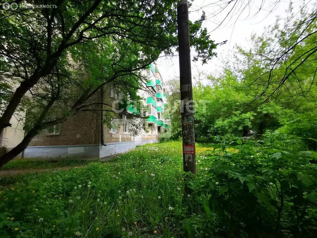 3-комнатная квартира: Уфа, улица Цюрупы, 108/1 (55.1 м) - Фото 1