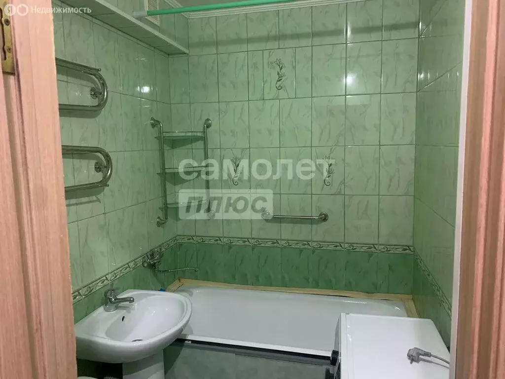 2-комнатная квартира: Омск, улица Вавилова, 234А (44.9 м) - Фото 0