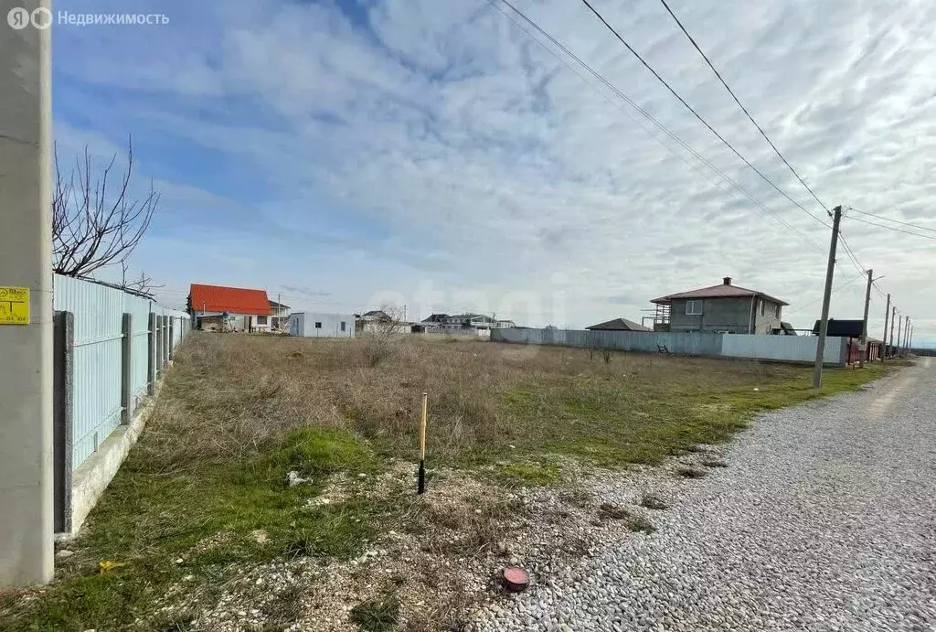 Участок в село Угловое, Аграрная улица (8 м) - Фото 1