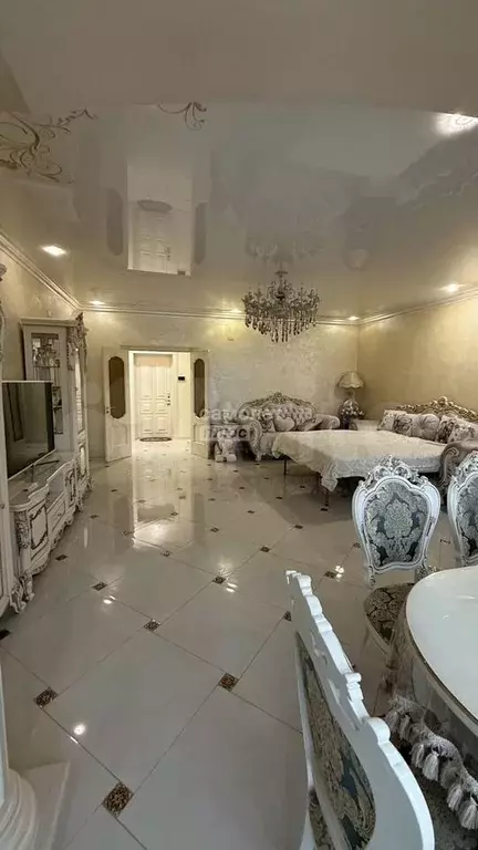 1-к. квартира, 60 м, 6/7 эт. - Фото 0