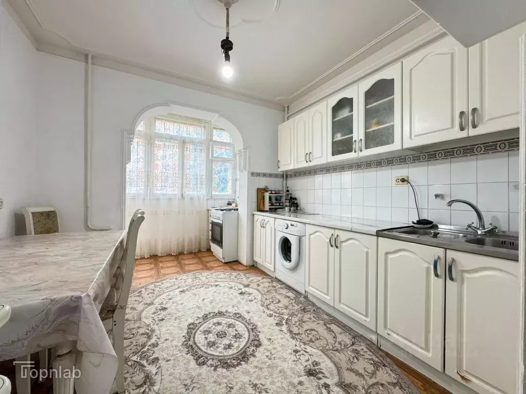 2-к кв. Кабардино-Балкария, Нальчик ул. Тарчокова (55.0 м) - Фото 1