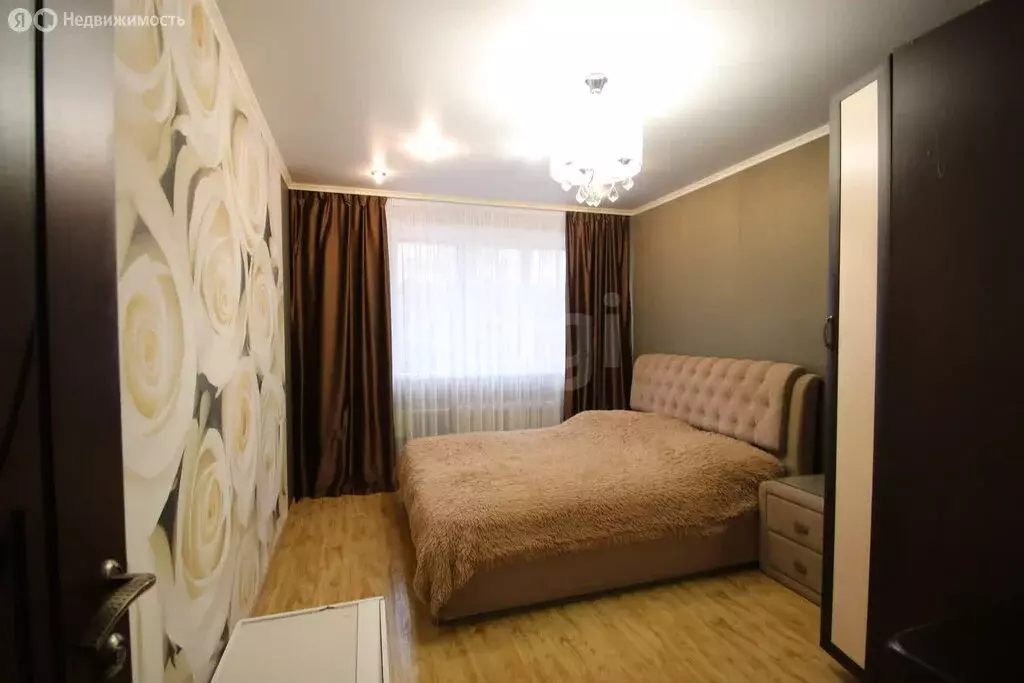 4-комнатная квартира: Прокопьевск, улица Гайдара, 5А (89 м) - Фото 1