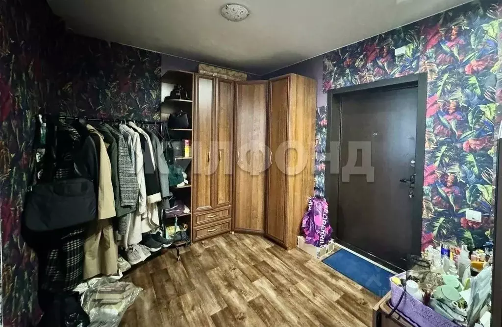 1-к кв. Хакасия, Абакан ул. Кирова, 120к2 (54.9 м) - Фото 1