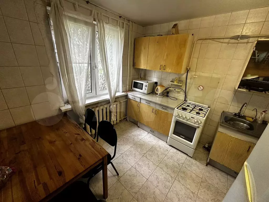2-к. квартира, 50 м, 1/9 эт. - Фото 0
