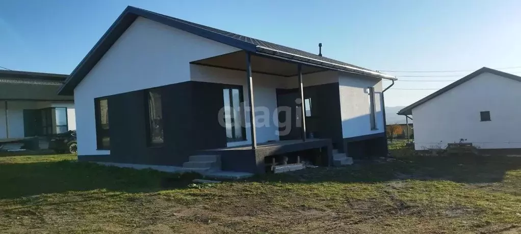 Дом в Краснодарский край, Новороссийск городской округ, Натухаевская ... - Фото 0