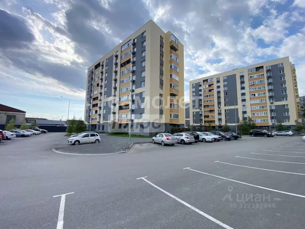 Студия Тюменская область, Тюмень ул. Вице-адмирала Воронцова, 9 (34.2 ... - Фото 1