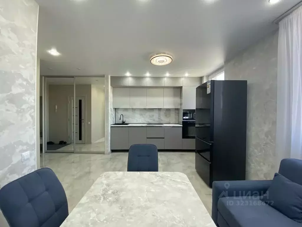 2-к кв. Тюменская область, Тюмень ул. Николая Глебова, 3 (59.4 м) - Фото 1