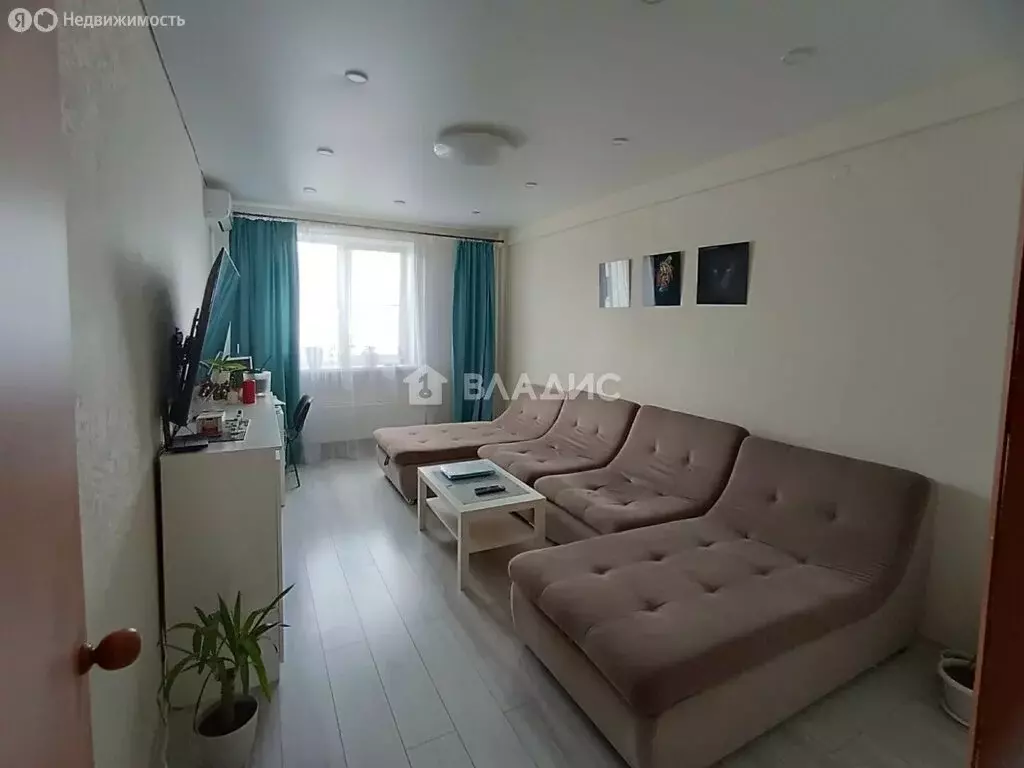 3-комнатная квартира: Новинки, улица Гагарина, 16к1 (69.9 м) - Фото 0
