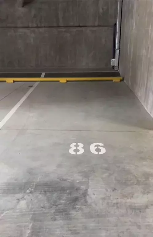 Гараж в Санкт-Петербург ул. Ультрамариновая, 9 (13 м) - Фото 1