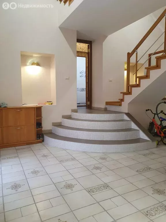 Дом в Ростов-на-Дону, улица Мадояна, 123 (160 м) - Фото 0