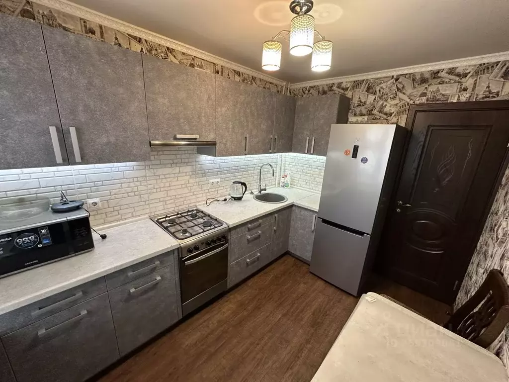 2-к кв. Нижегородская область, Нижний Новгород ул. Максима Горького, ... - Фото 2