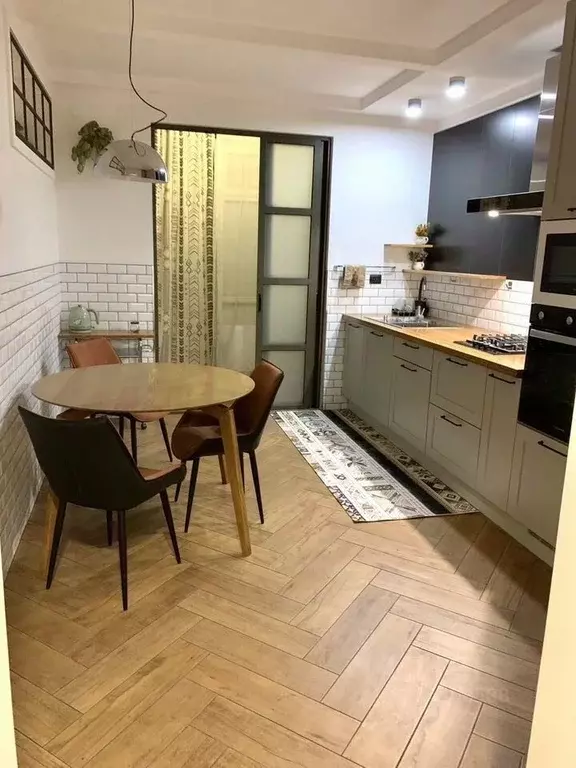 1-к кв. Крым, Симферополь ул. Тургенева, 11Б (55.0 м) - Фото 1
