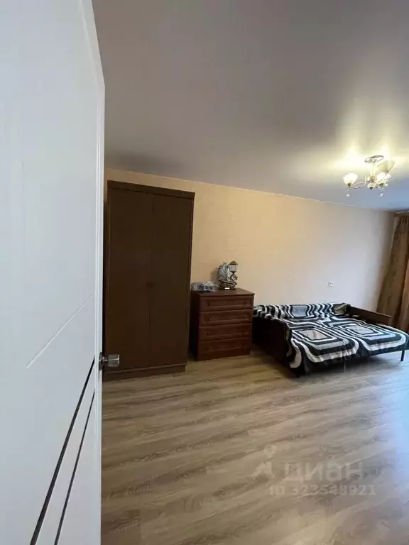 1-к кв. Саратовская область, Энгельс Энгельс-1 мкр, 75 (33.0 м) - Фото 2