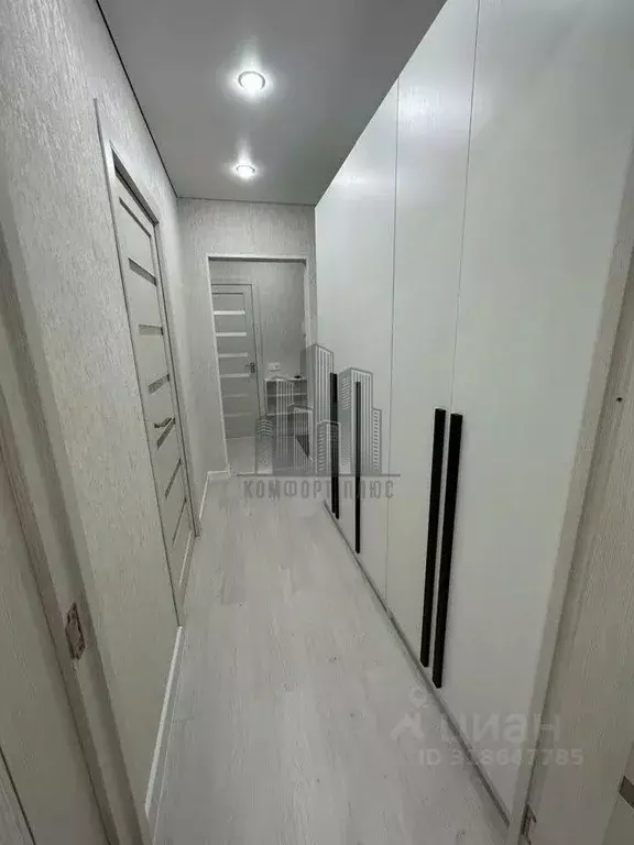 2-к кв. Татарстан, Казань ул. Александра Курынова, 4 (60.0 м) - Фото 1