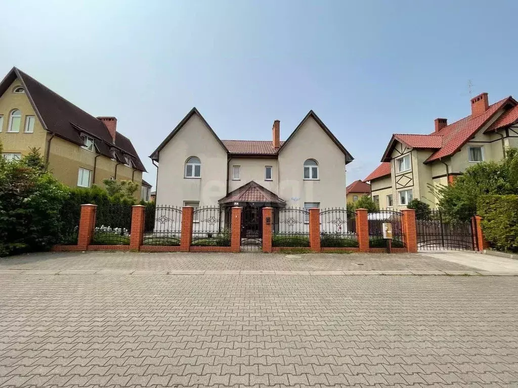 Дом в Калининградская область, Калининград Васильковая ул., 10 (230 м) - Фото 1