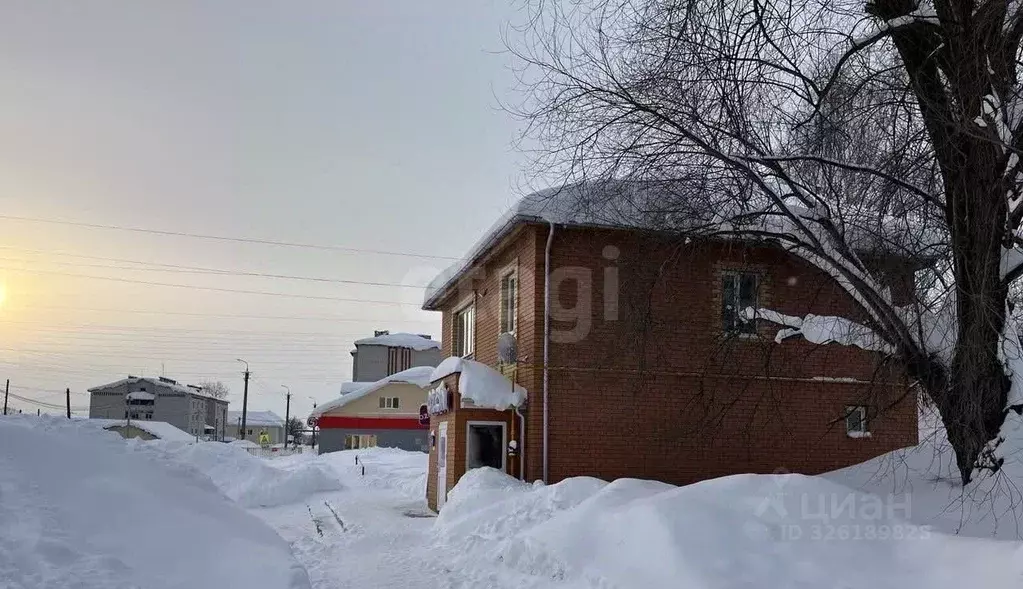 Офис в Марий Эл, Морки городское поселение, Морки пгт ул. ... - Фото 1