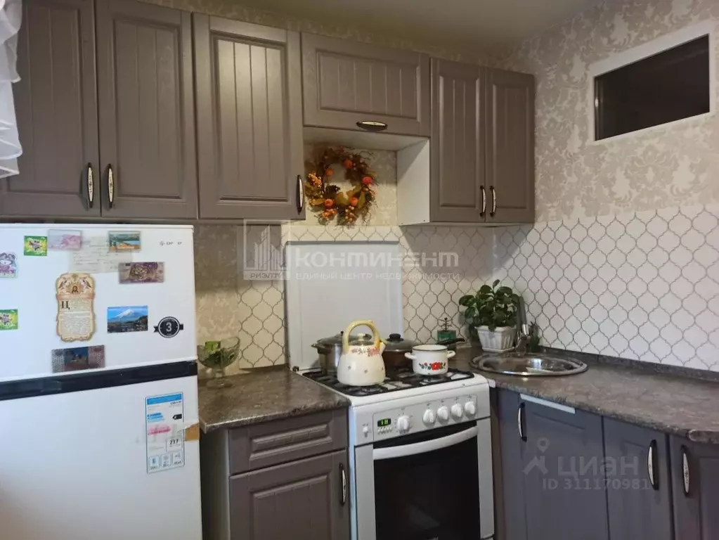 2-к кв. Владимирская область, Владимир просп. Строителей, 1 (44.4 м) - Фото 1