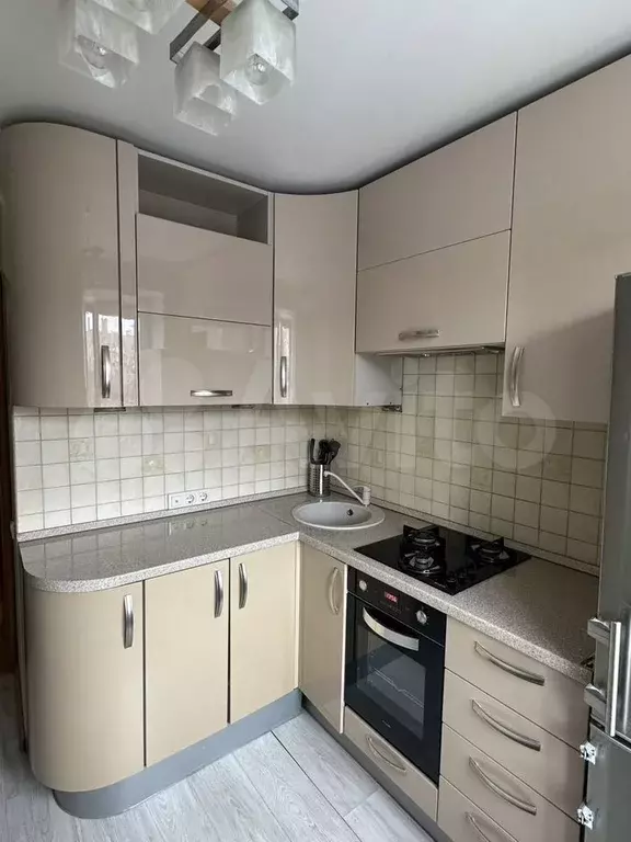 2-к. квартира, 38 м, 6/9 эт. - Фото 1