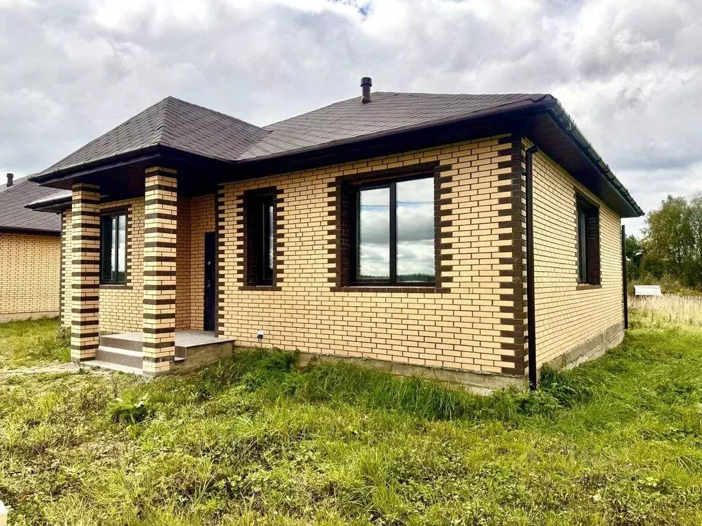 Дом в Калужская область, Жуковский муниципальный округ, Совхоз Победа ... - Фото 1