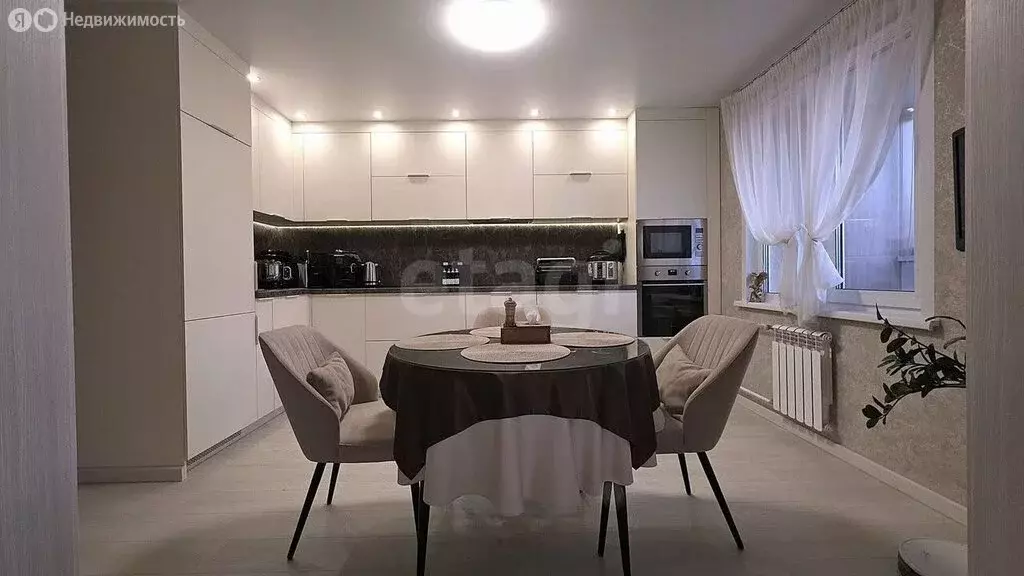 3-комнатная квартира: Кемерово, Ленинградский проспект, 32/2 (80 м) - Фото 1