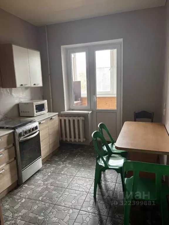 3-к кв. Астраханская область, Астрахань ул. 11-й Красной Армии, 2к1 ... - Фото 2