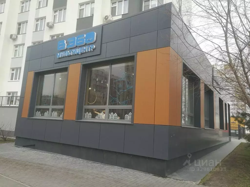 Помещение свободного назначения в Тюменская область, Тюмень ул. ... - Фото 1