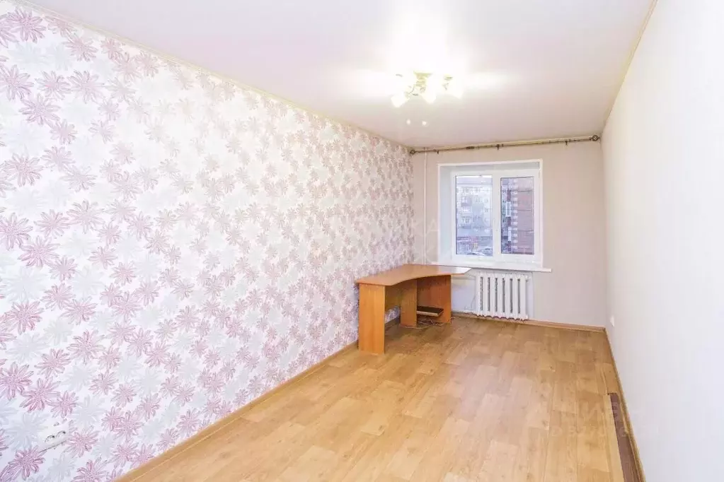 2-к кв. Тюменская область, Тюмень ул. Карла Маркса, 123 (46.4 м) - Фото 1