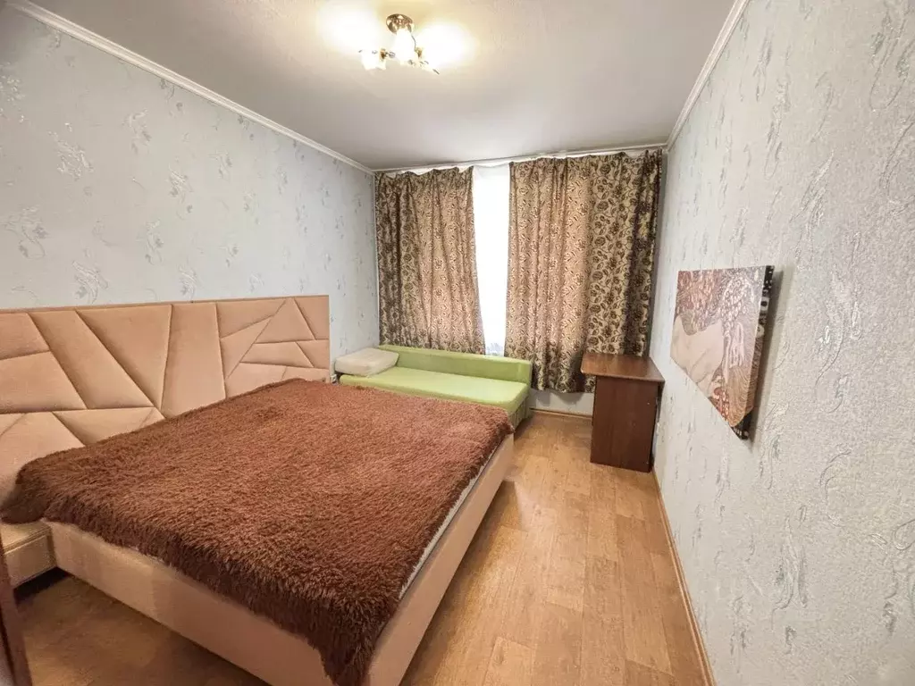 2-к кв. Татарстан, Казань ул. Сибгата Хакима, 37 (75.0 м) - Фото 1
