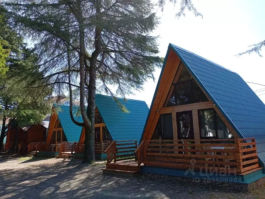 Дом в Краснодарский край, Сочи Головинка мкр, ул. Коммунаров, 33 (42 ... - Фото 0