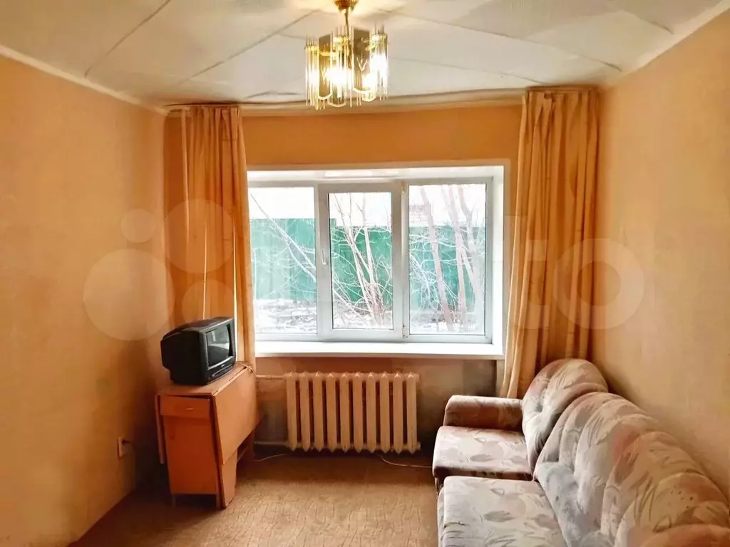 Комната 12,4 м в 5-к., 1/5 эт. - Фото 1