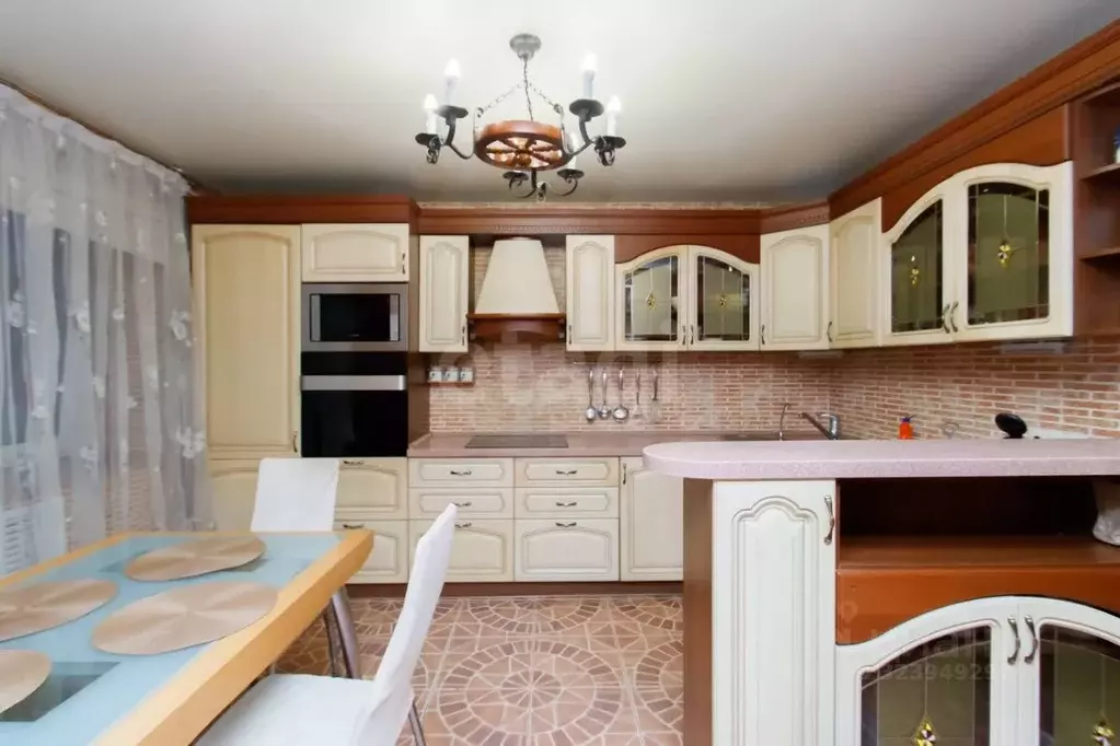 2-к кв. Тюменская область, Тюмень ул. Пермякова, 84к1 (76.0 м) - Фото 2