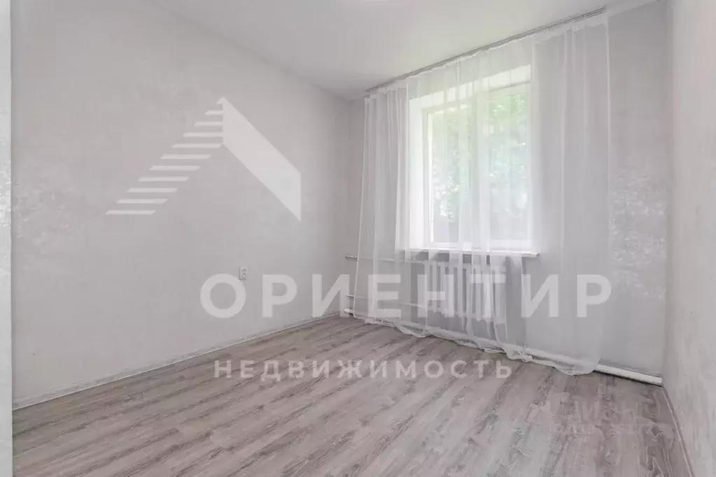 1-к кв. Свердловская область, Екатеринбург Комсомольский жилрайон, ул. ... - Фото 0
