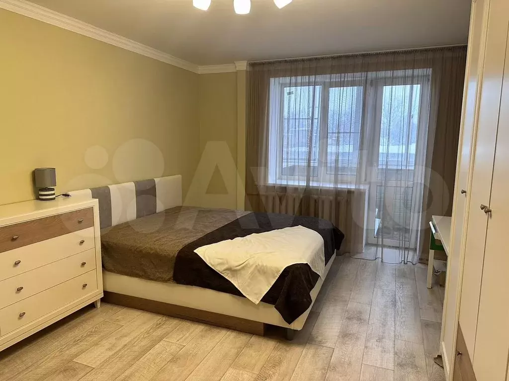 2-к. квартира, 60 м, 6/9 эт. - Фото 0