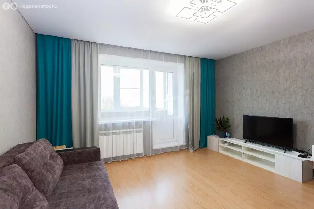 4-комнатная квартира: Абакан, улица Крылова, 82 (77.3 м) - Фото 1