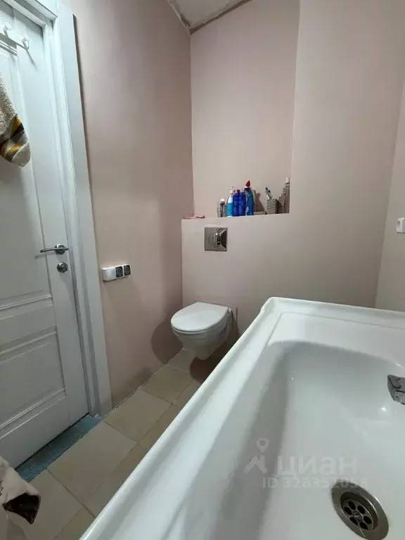 3-к кв. Саха (Якутия), Якутск ул. Якова Петерса, 4 (83.0 м) - Фото 1