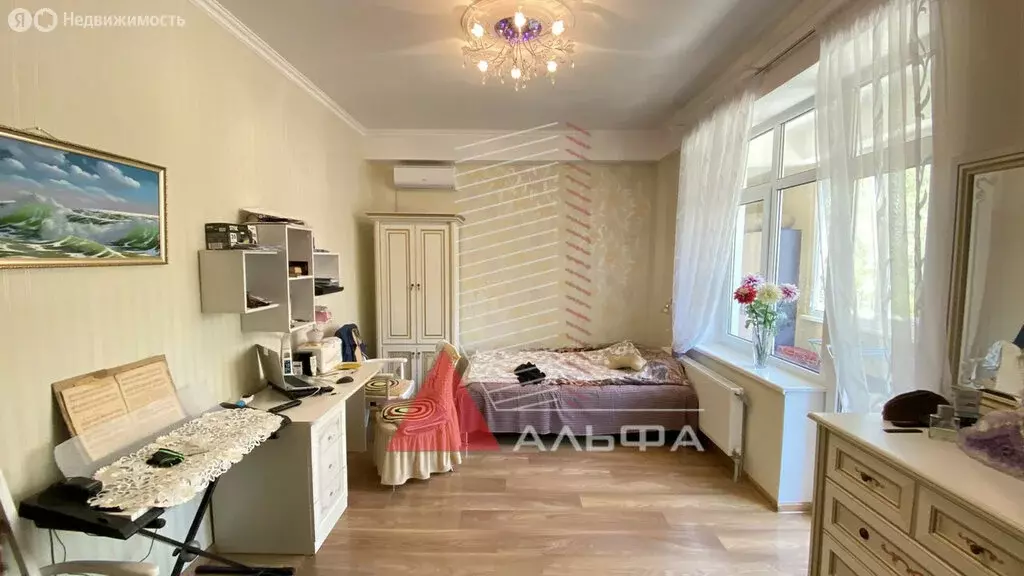 2-комнатная квартира: Евпатория, улица Полупанова, 27А (87 м) - Фото 1