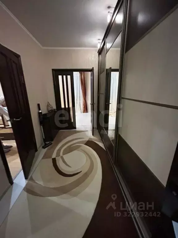 2-к кв. Брянская область, Брянск ул. Евдокимова, 10 (64.0 м) - Фото 0