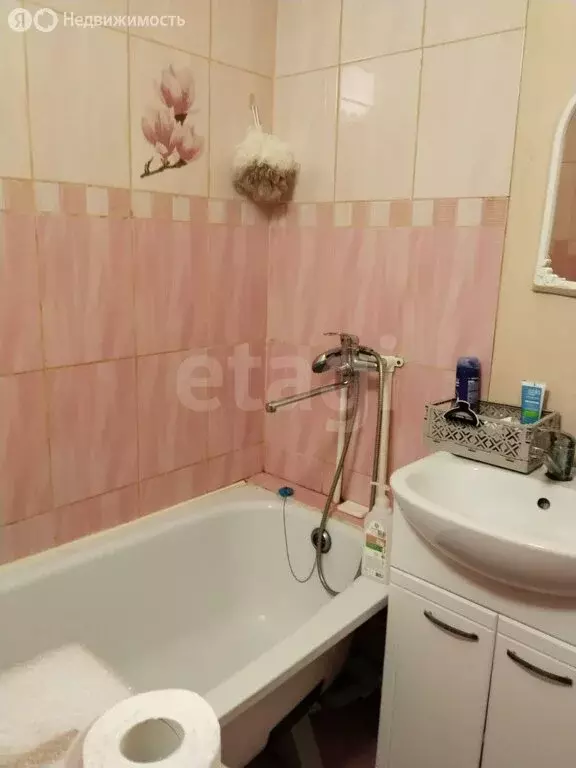 1-комнатная квартира: Омск, 15-я Рабочая улица, 102А (33 м) - Фото 0